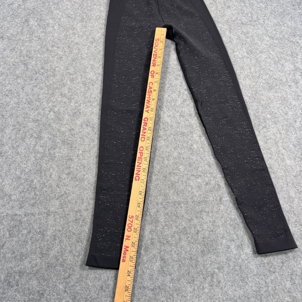 Lululemon Black Speckled White Free To Flow 7/8 Cropped Leggings Women's Size XS - Picture 2 of 5
